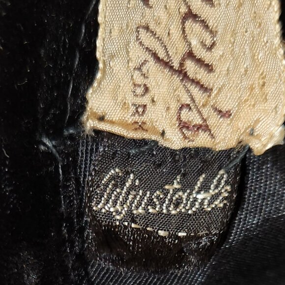 Vintage Black Velvet Hat *READ* main image 7